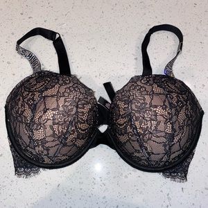 VICTORIAS SECRET very sexy push up bra